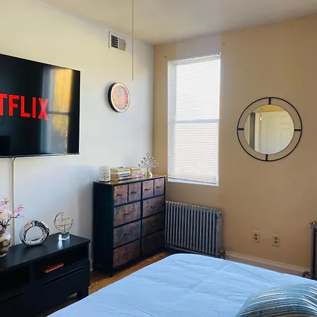 2 Bedrooms At The Heart Of The City! Full Comfort! Washington Exterior photo